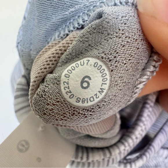 Lululemon Free to Be High-Neck Longline Bra - Picture 7 of 7